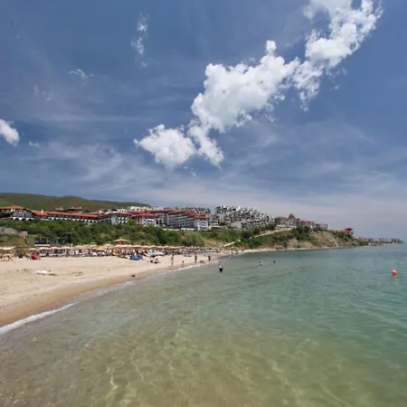 酒店 Breeze Complex 4*